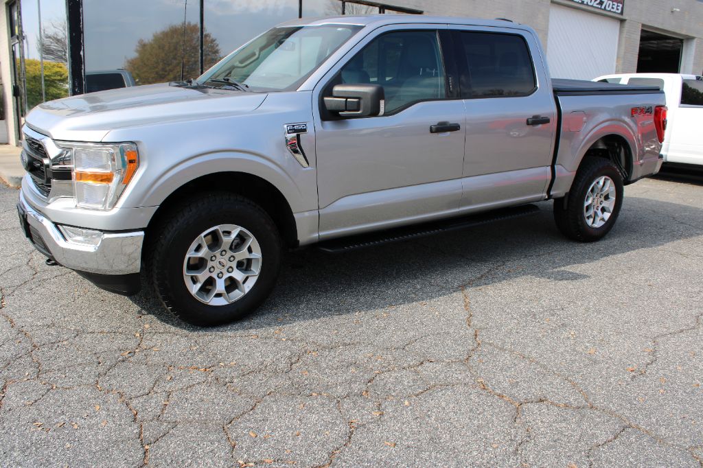 2021 Ford F-150 XLT's photo